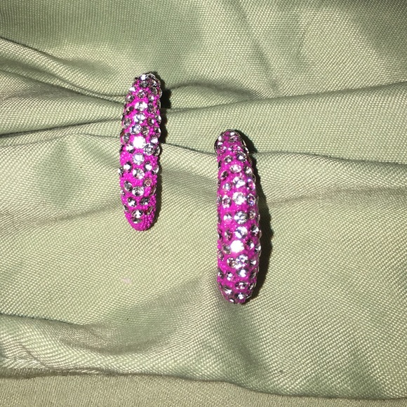 🆕Hot pink bling hoop earrings NWT - Picture 4 of 4